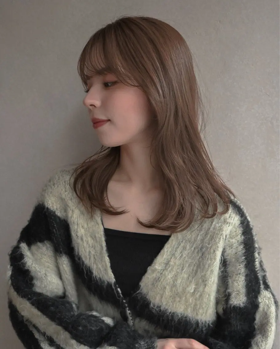 カラー aya / ニュアンスカラーのヘアスタイル