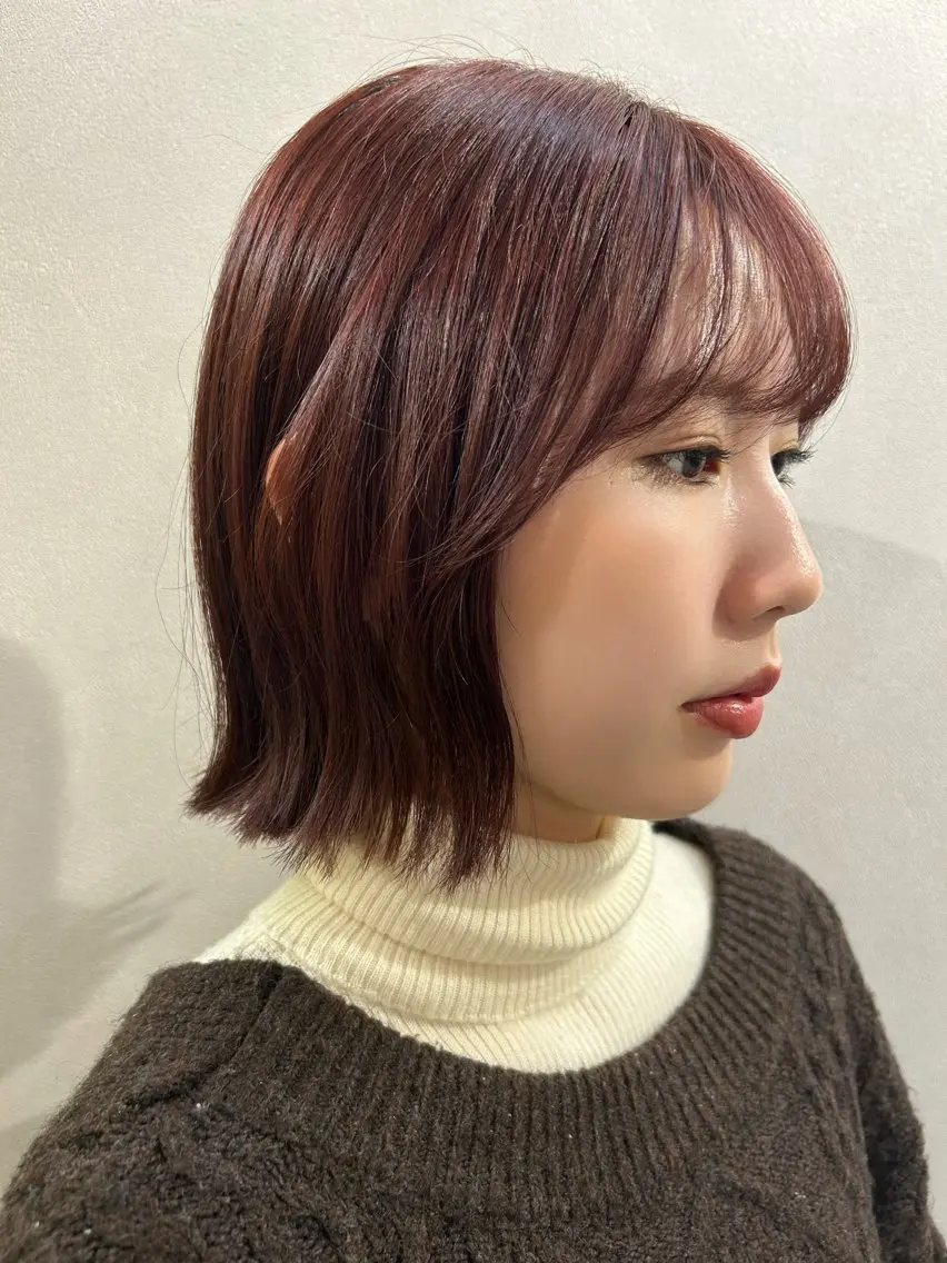 ショート カラー ブリーチ ブラウンカラー ブリーチなしカラー レッドカラー レッドブラウン hubhair レイヤー/透明感のヘアスタイル
