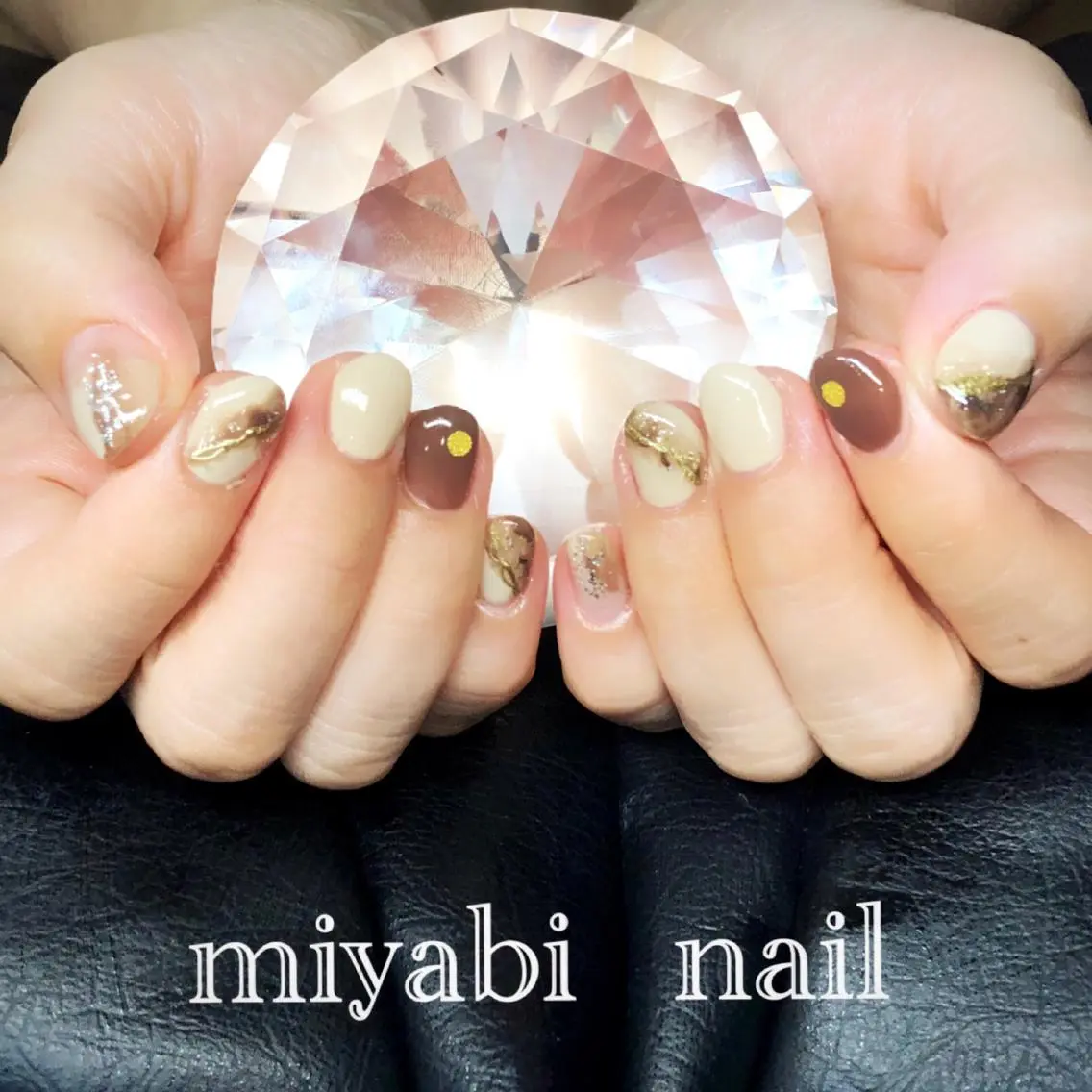 ネイル アートネイル ブラウン ジェルネイル 持ち込み ニュアンスネイル ハンドネイル miyabi nail 桂川駅近くのネイルデザイン