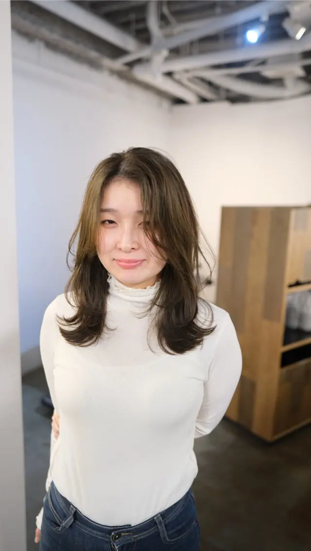 セミロング カット 似合わせレイヤー✄﻿ ヨシノ マサキのヘアスタイル