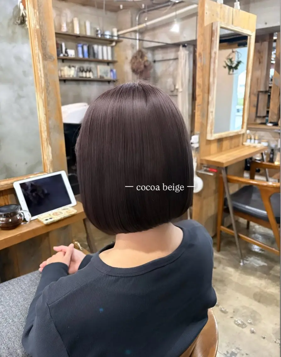 ショート カラー ベージュカラー ブリーチ 透明感カラー ココアベージュ ブリーチなしカラー ヘアカラー トリートメント Hina/恵比寿 中目黒/艶髪カラーのヘアスタイル