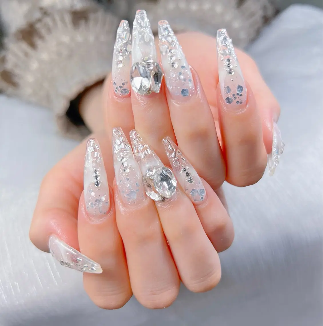ネイル アートネイル オーロラネイル チークネイル 長さ出し フットネイル Miya _nailのネイルデザイン