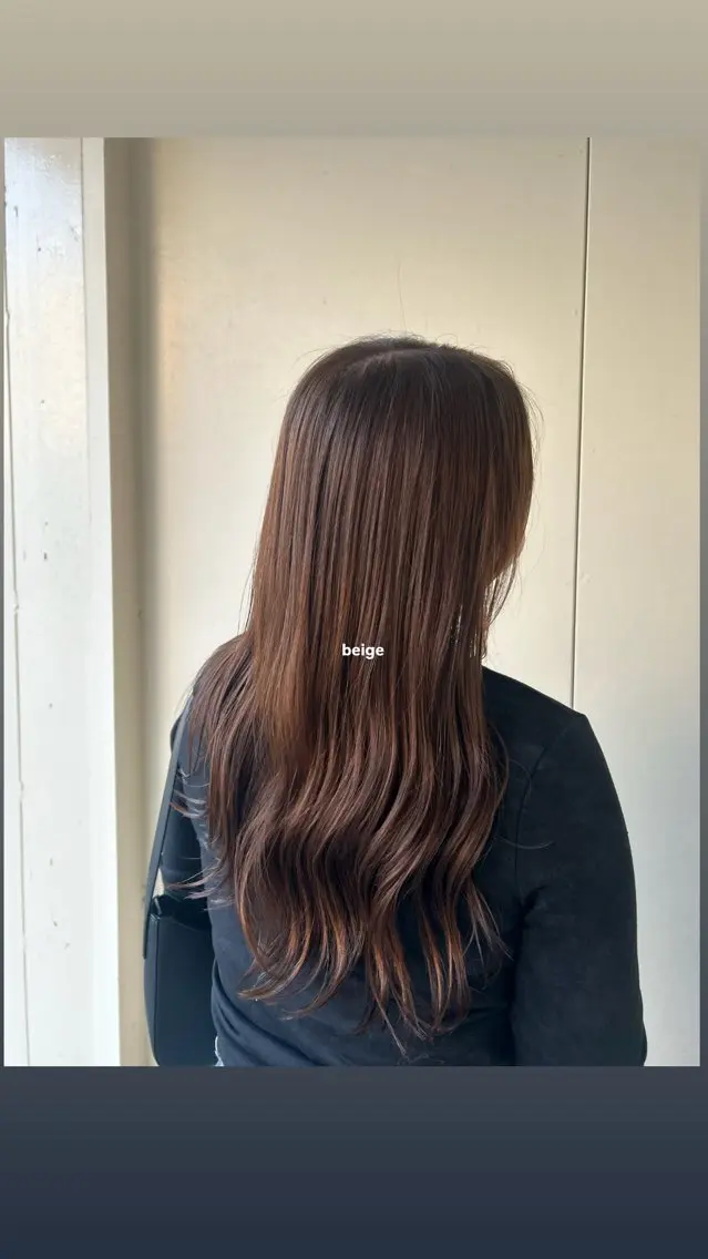ロング カラー ベージュカラー ヘアカラー カシェリタ🌛 ハルナのヘアスタイル