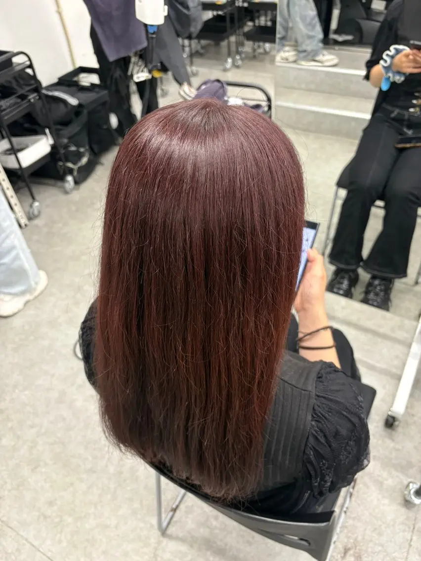 カラー 透明感カラー🫧 EMAのヘアスタイル