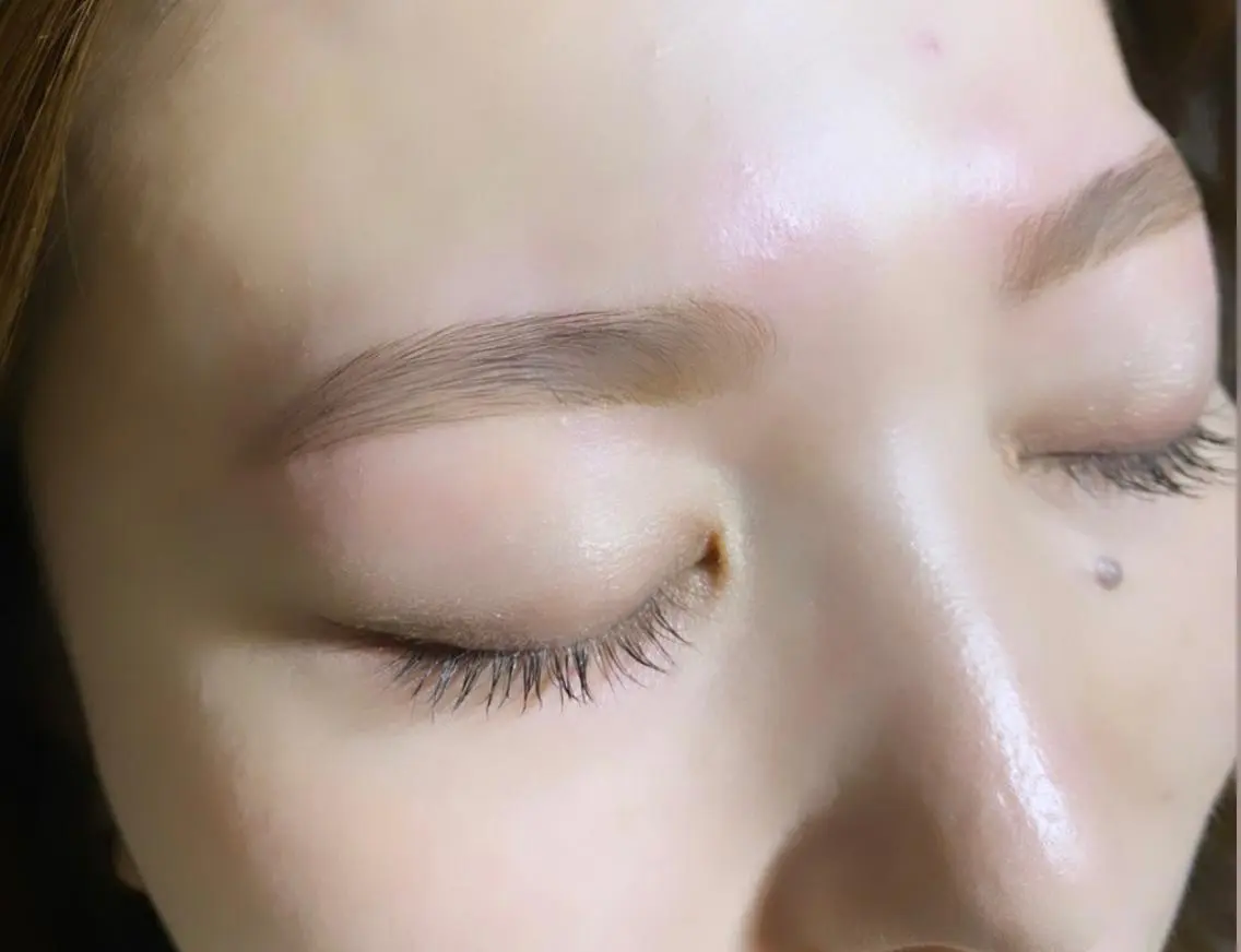 アイブロウ EYES YUNのマツエク・マツパデザイン