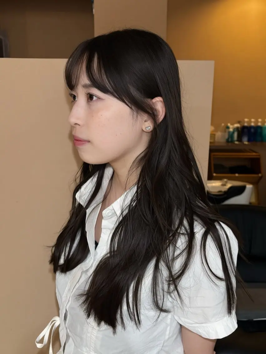 セミロング カット ヘアカラー トリートメント 韓国レイヤー YOKE reinaのヘアスタイル