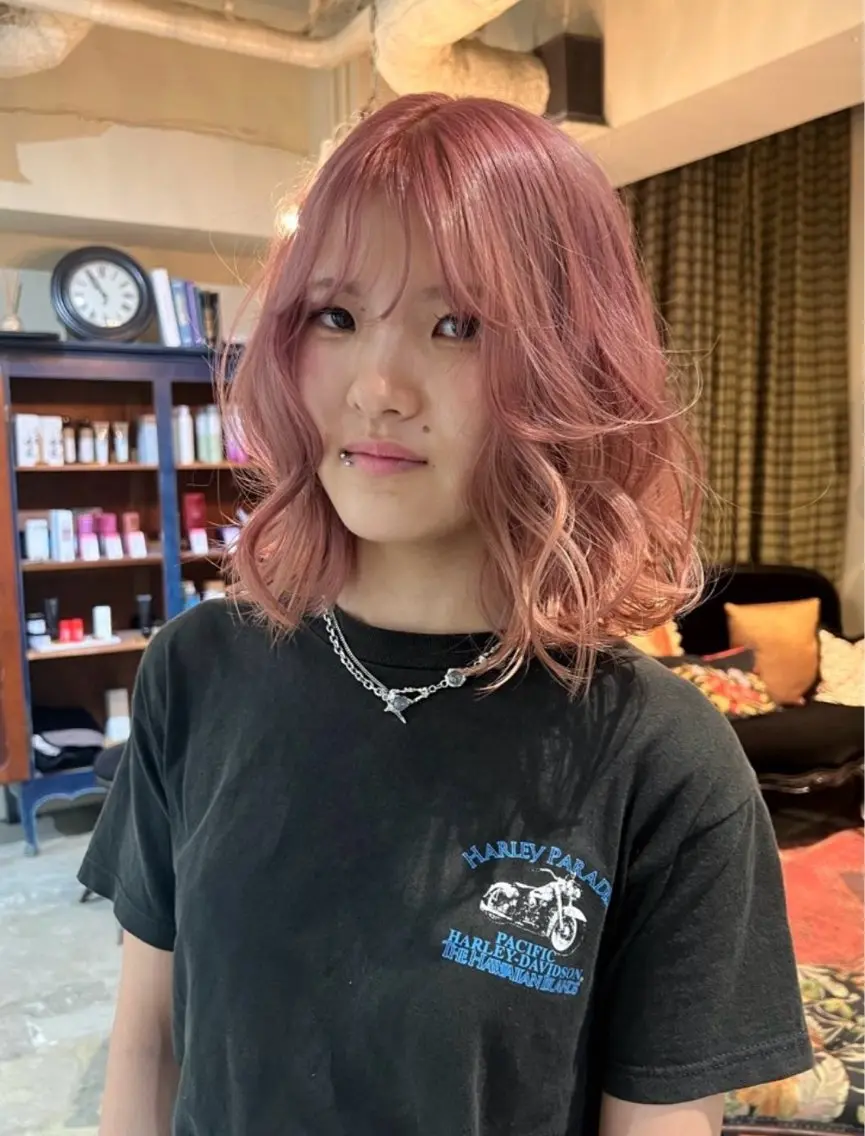 撮影あり📸ブリーチ込みWカラー➕プラチナトリートメント➕RefaファインバブルVEENAの写真