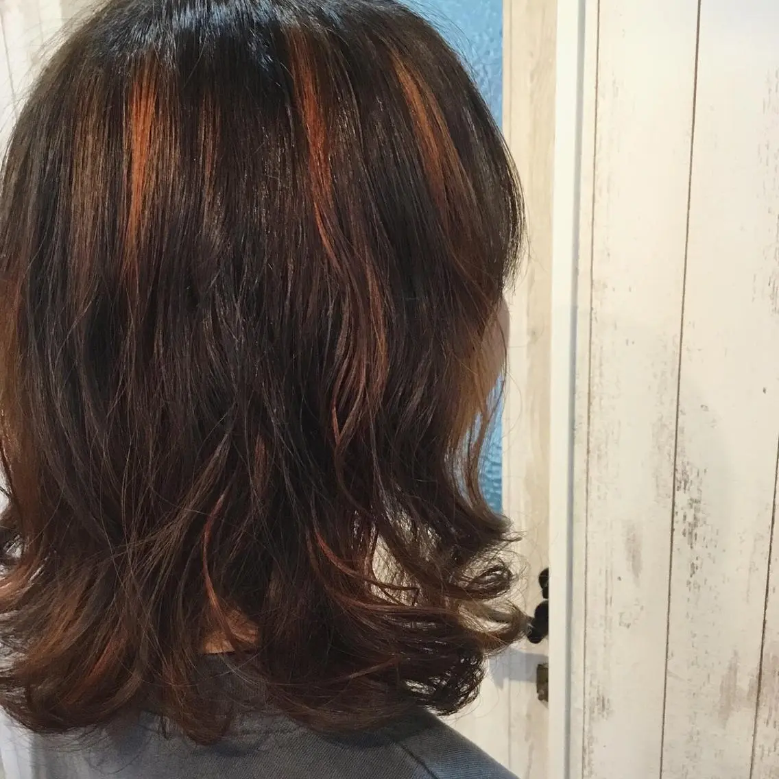 ミディアム カラー パーマ embrace エンブレイスのヘアスタイル