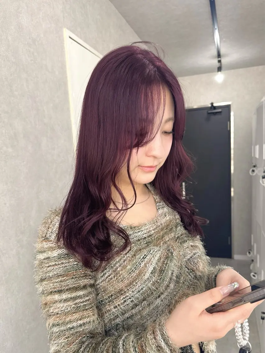 ロング カラー アッシュ アッシュブラウン ベージュカラー 黒髪 ブリーチ カット ヘアカラー トリートメント 赤み無し柔らかカラー 【梅田】madokaのヘアスタイル