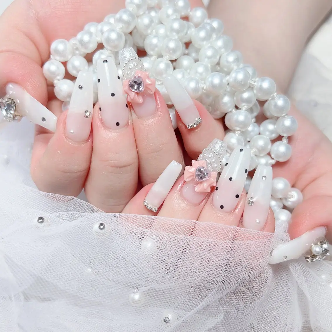 ネイル ハンドネイル 🎀M nails✨ ビューティーのネイルデザイン