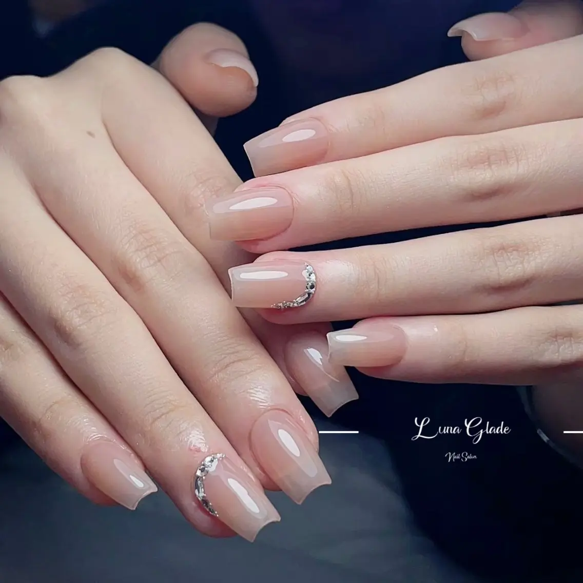 ネイル ハンドネイル Luna Gladeのネイルデザイン