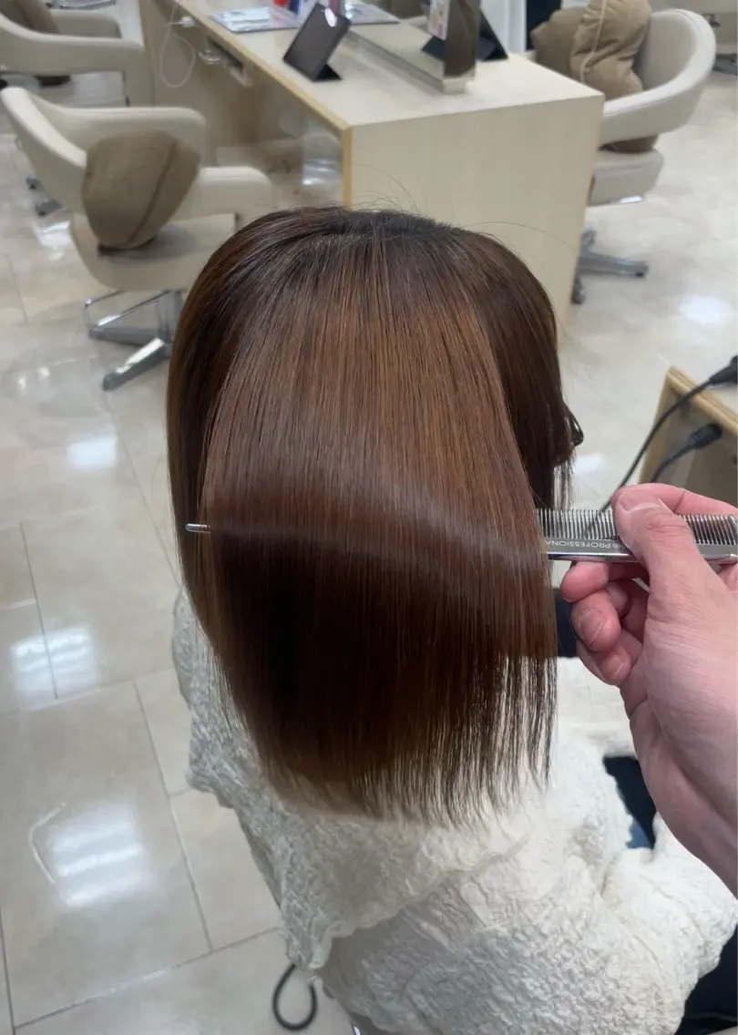 ミディアム シャドウパーマ／骨格 矯正カット　トモキのヘアスタイル