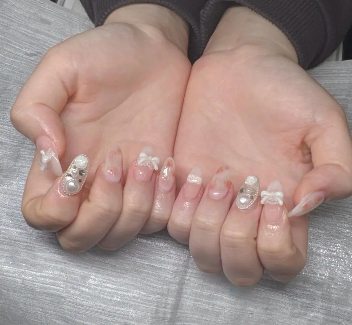 ネイル 長さ出し グラデーション 卒業式 キラキラネイル マグネットネイル ハンドネイル Lee Nailsのネイルデザイン