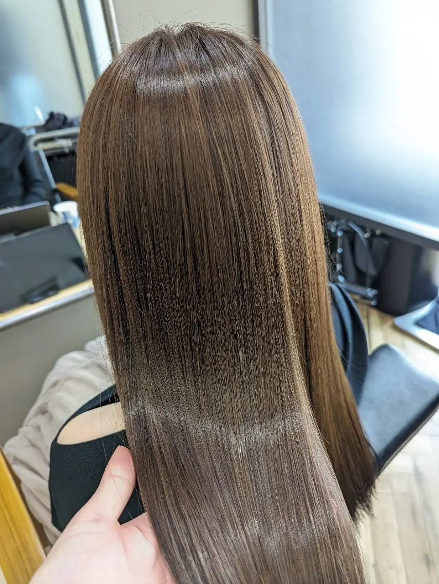 セミロング くせ毛 ✨METEO導入店✨ 髪質改善×縮毛矯正のヘアスタイル