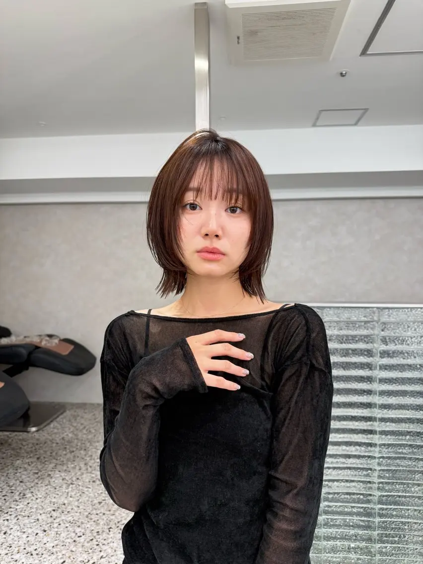 ミディアム ボブレイヤー ボブ 顔まわりレイヤー レイヤーカット 小顔カット カット ヘアカラー トリートメント ゆうとレイヤーカット ショートカットパーマのヘアスタイル