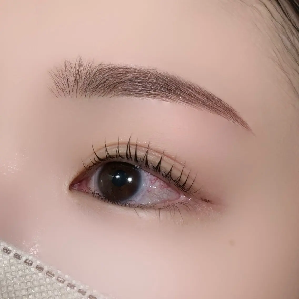 アイブロウ Unefleur LARME soraのマツエク・マツパデザイン