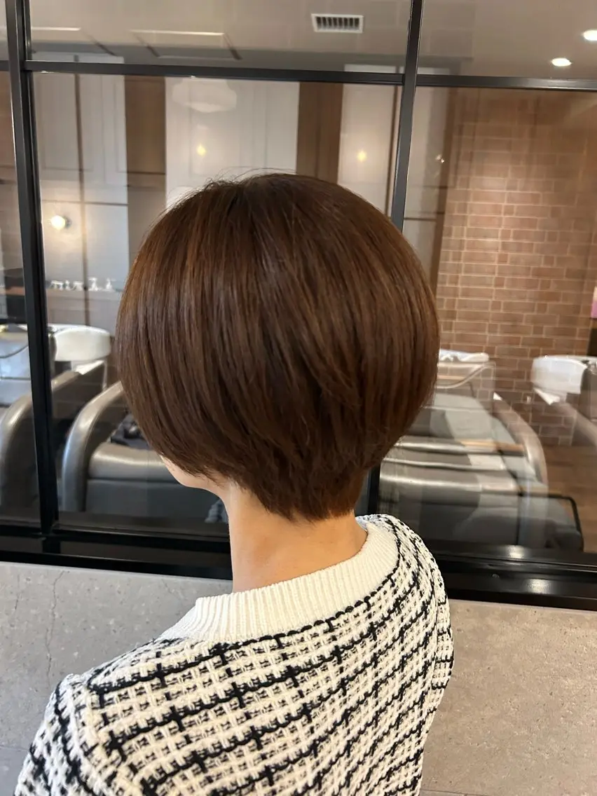 ショート カラー くびれヘア ショートヘア 🪞ツヤ髪No1🪞 まなのヘアスタイル