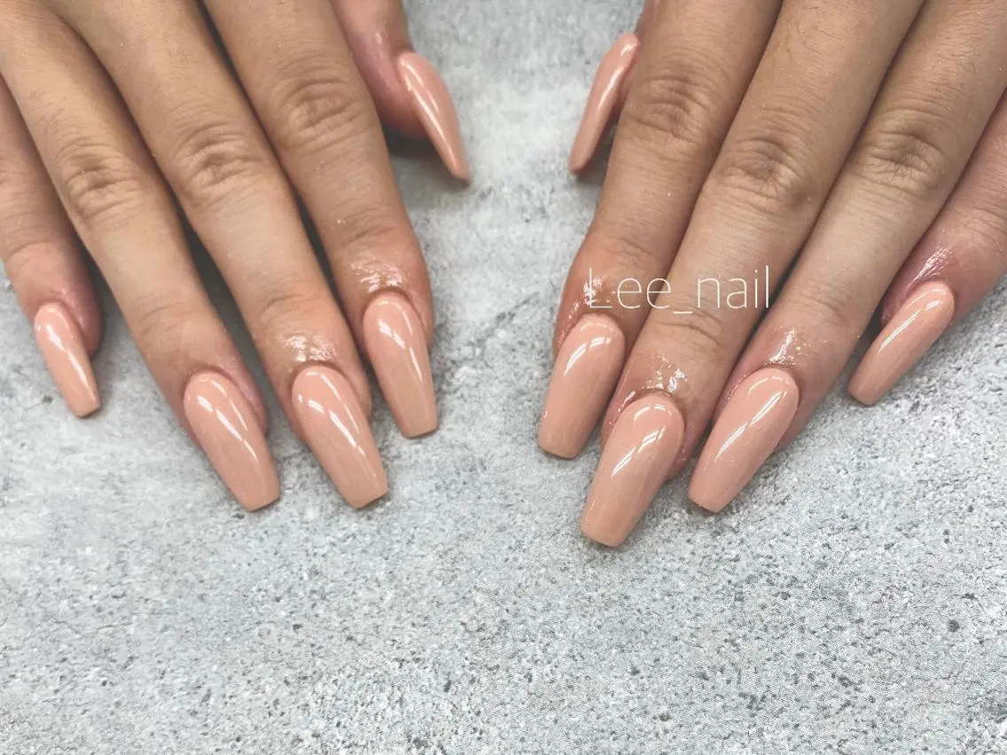 ネイル 長さ出し ワンカラーネイル スカルプネイル ハンドネイル Lee_ nailのネイルデザイン