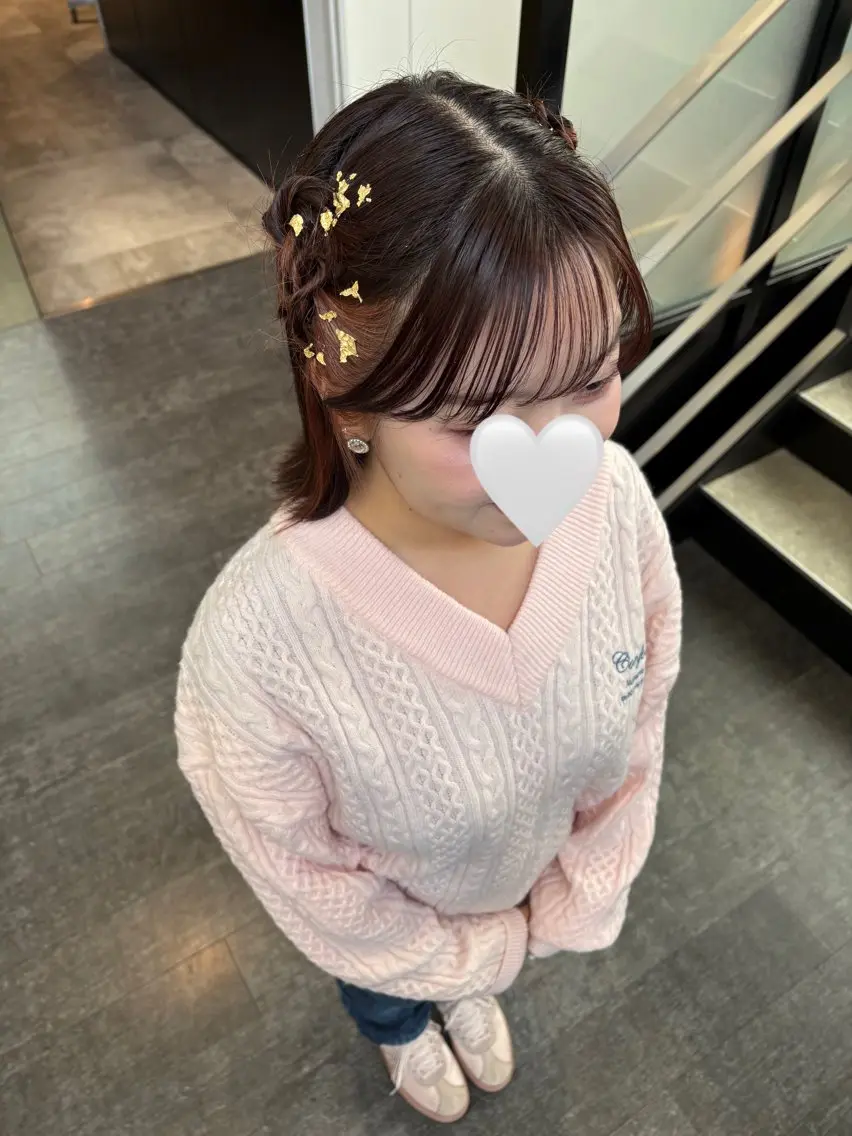 ショート ヘアアレンジ 結婚式・ブライダル ヘアセット mao | 柔らか艶カラー🫧のヘアスタイル