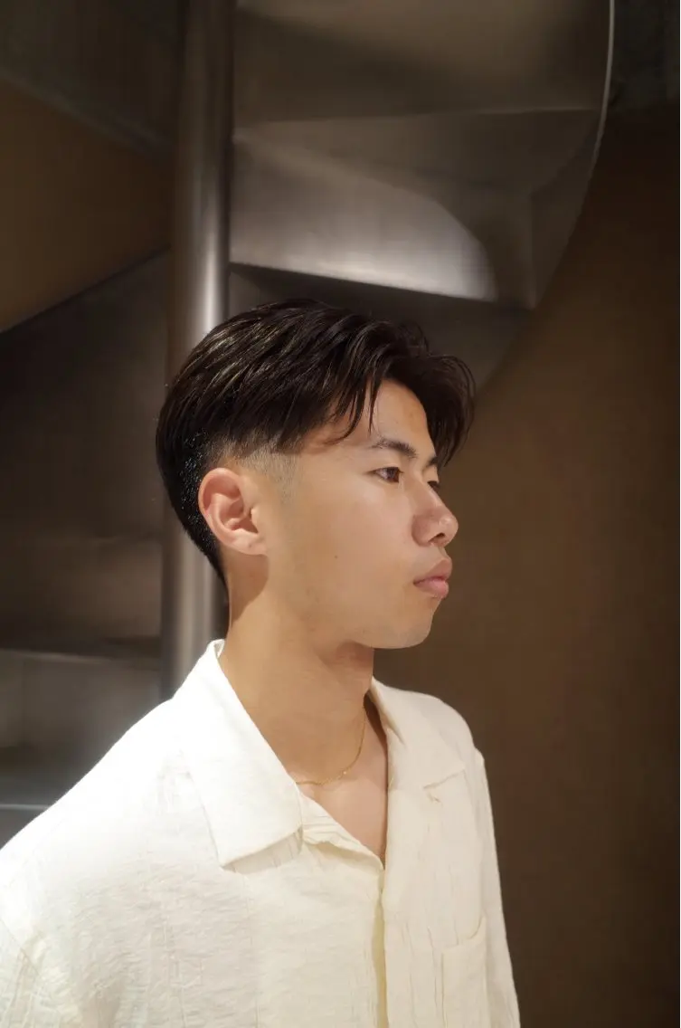 カラー アベ コハルのヘアスタイル