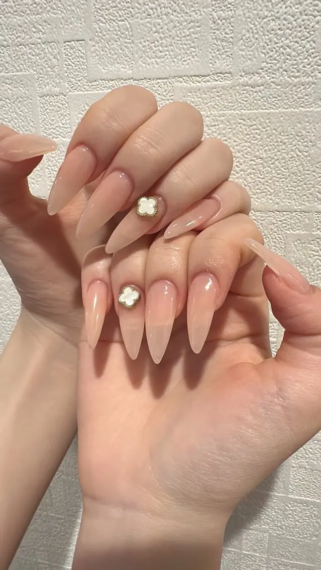 ネイル ハンドネイル Ayumi Ginzaのネイルデザイン