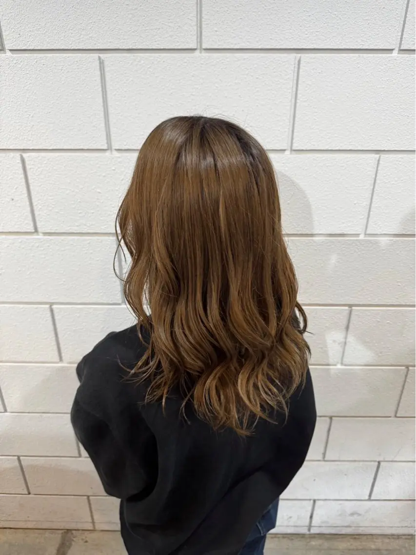 ロング カラー ハセガワ マヒロのヘアスタイル