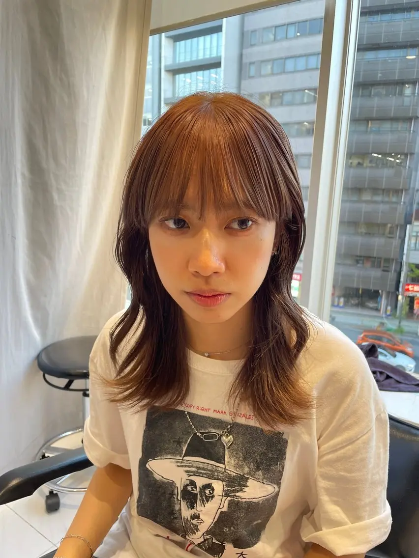 ミディアム カラー ヘアアレンジ ベージュカラー ブリーチ ヘアカラー ショートカットカラー 💎モエのヘアスタイル