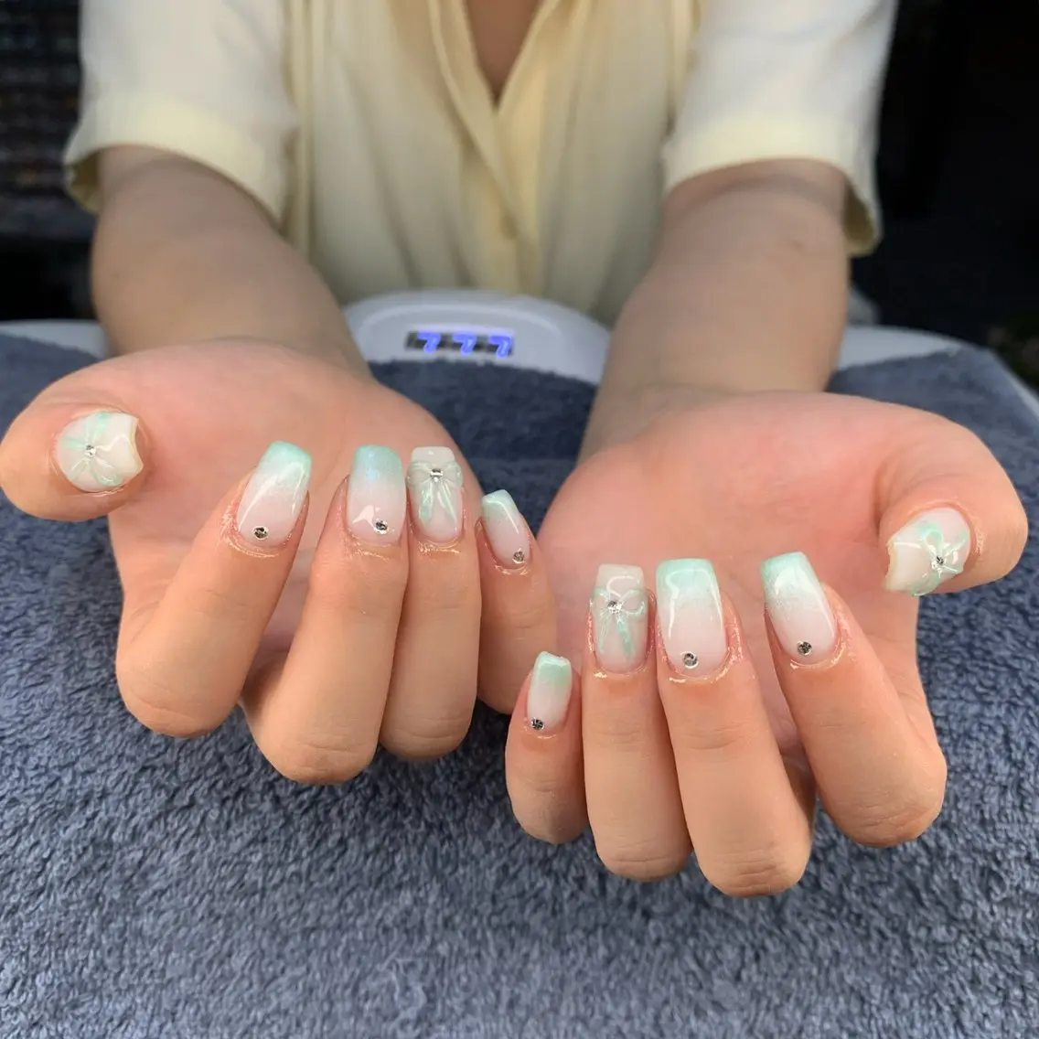 ネイル ハンドネイル フットネイル MHR nailのネイルデザイン