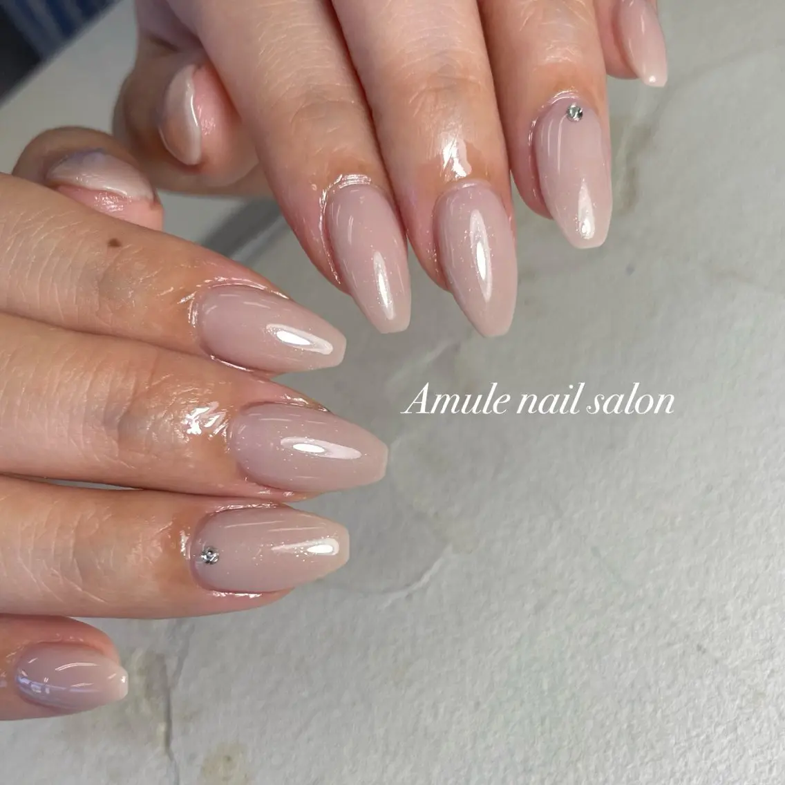 ネイル ワンカラーネイル ストーンネイル ハンドネイル Amule nailsalonのネイルデザイン