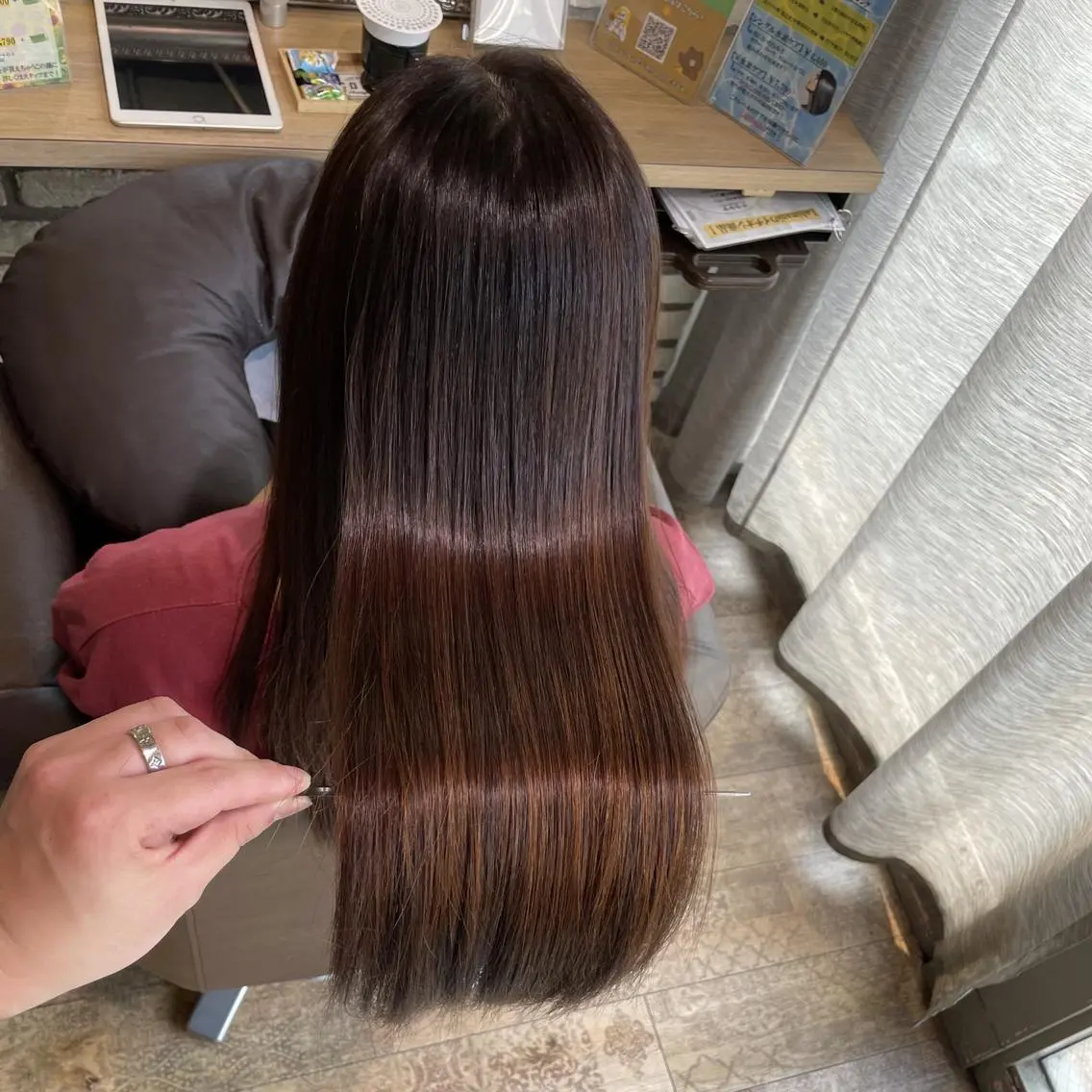 ロング カラー カット ヘアカラー トリートメント 韓国レイヤーカット× 髪質改善ラビマーニのヘアスタイル