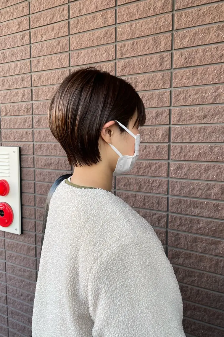 ショート ハラ カヤコのヘアスタイル