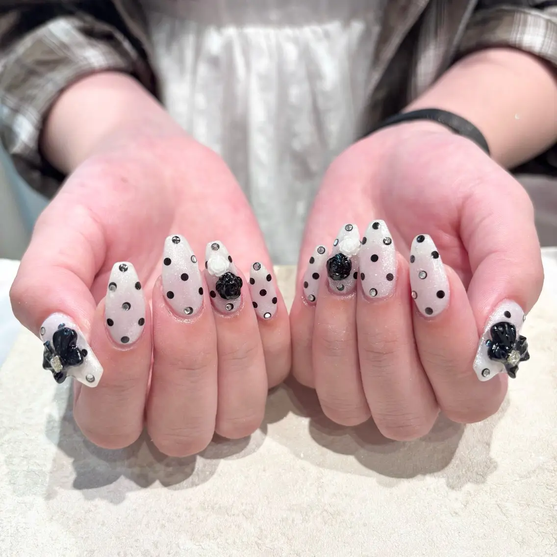 ネイル ハンドネイル ecrin 💎 mayuのネイルデザイン