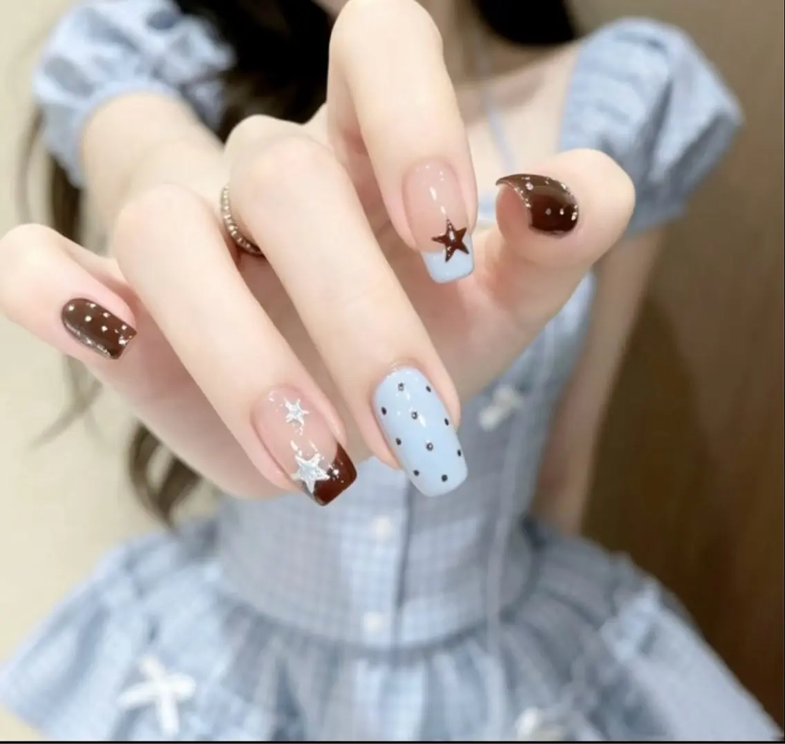 ネイル アートネイル チークネイル 長さ出し フラワーネイル ジェルネイル LienBeauty 柒月のネイルデザイン