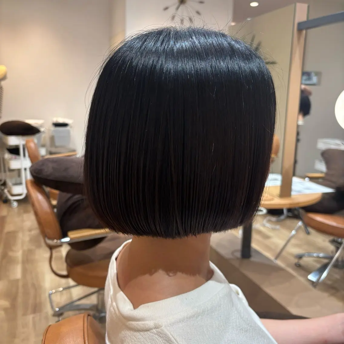 ショート ボブ 小西 七菜子のヘアスタイル