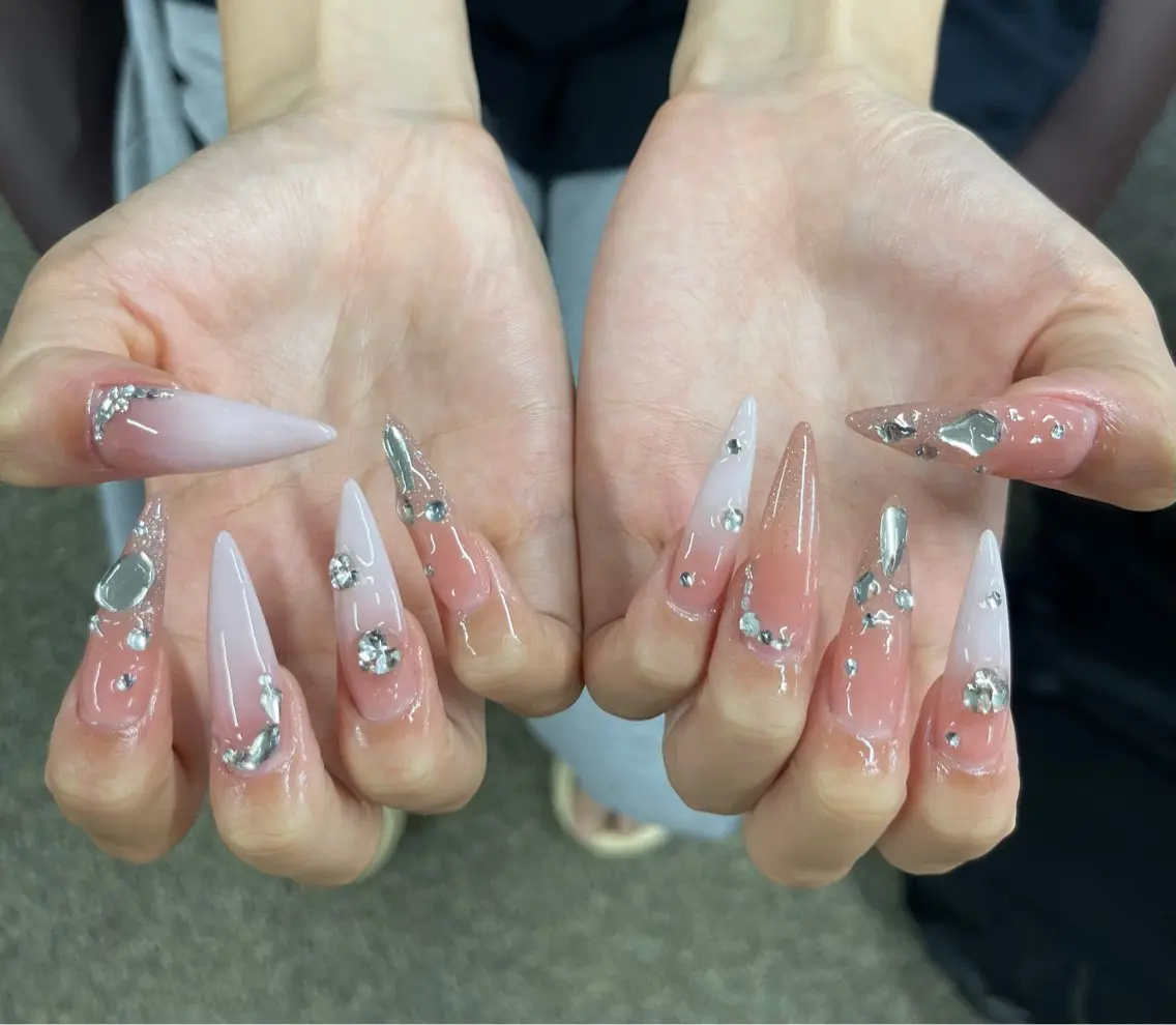 ネイル ハンドネイル NiJi Nailsのネイルデザイン