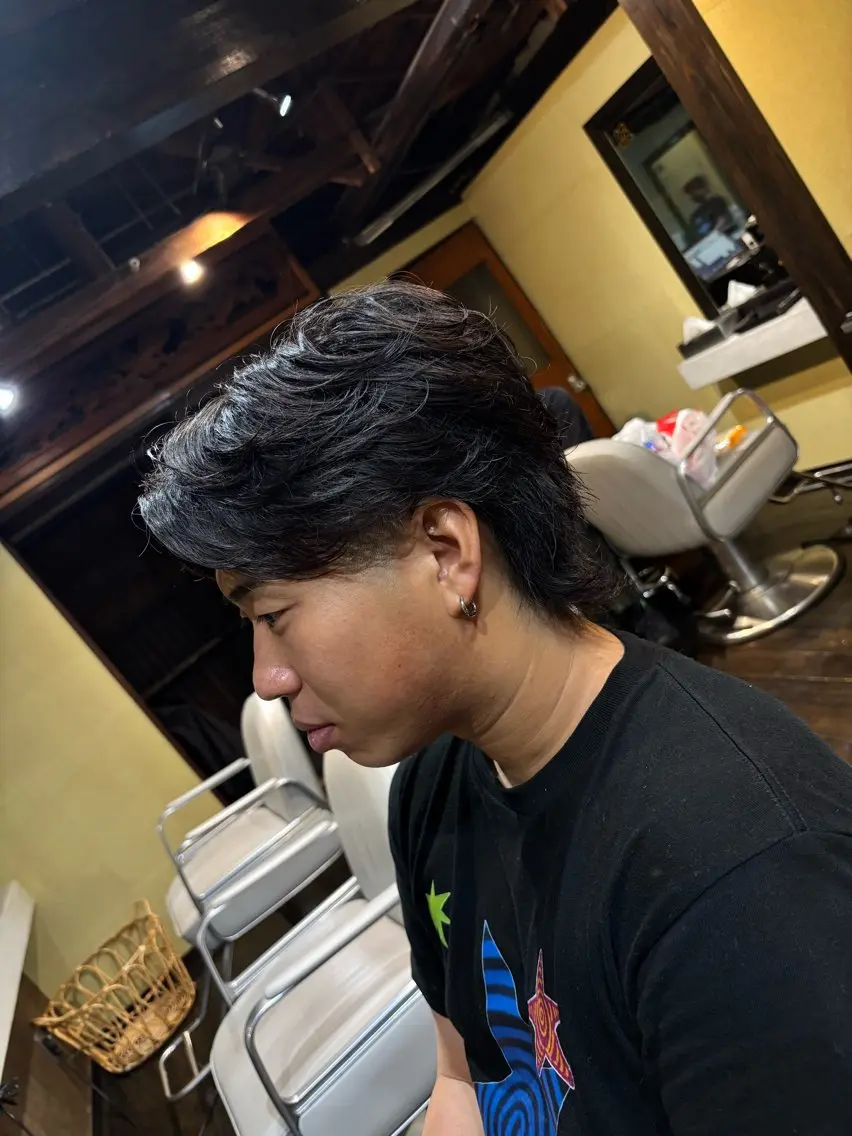 ミディアム パーマ メンズ ミディアムパーマ メンズパーマ カット パーマ メンズカットモデル 中西弘樹のヘアスタイル