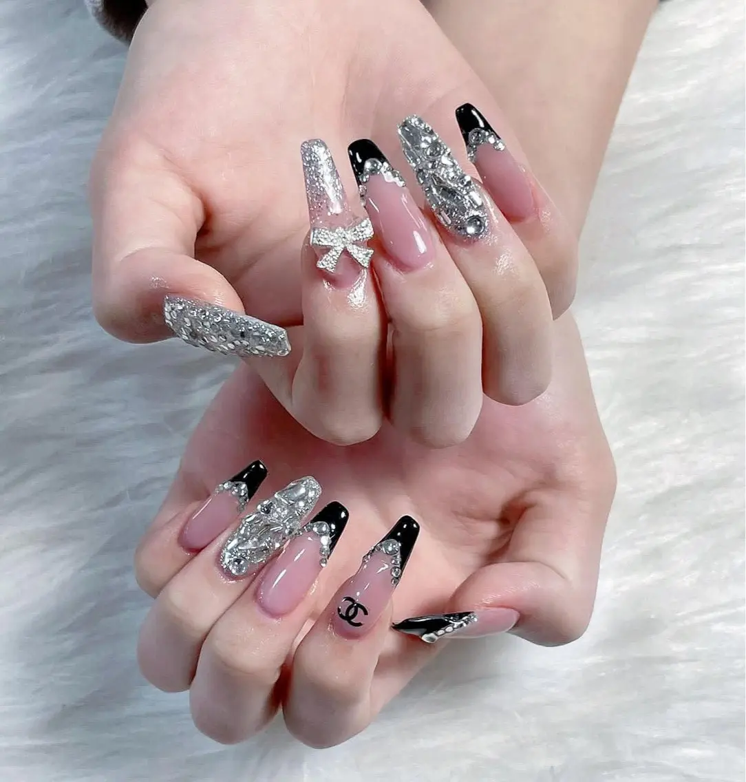 ネイル Hin Hana Nailのネイルデザイン