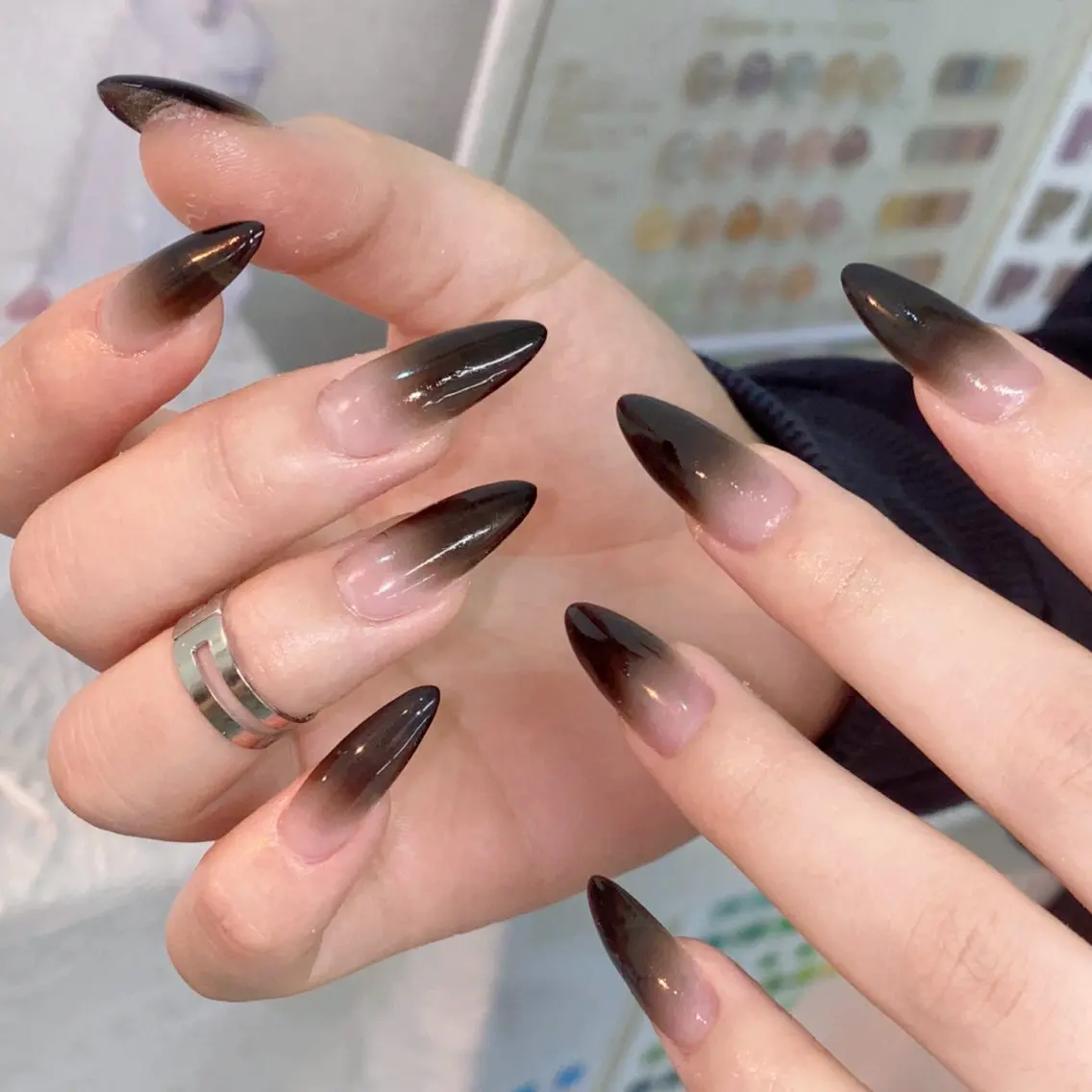 ネイル Glow Nail スカルプ専門店のネイルデザイン