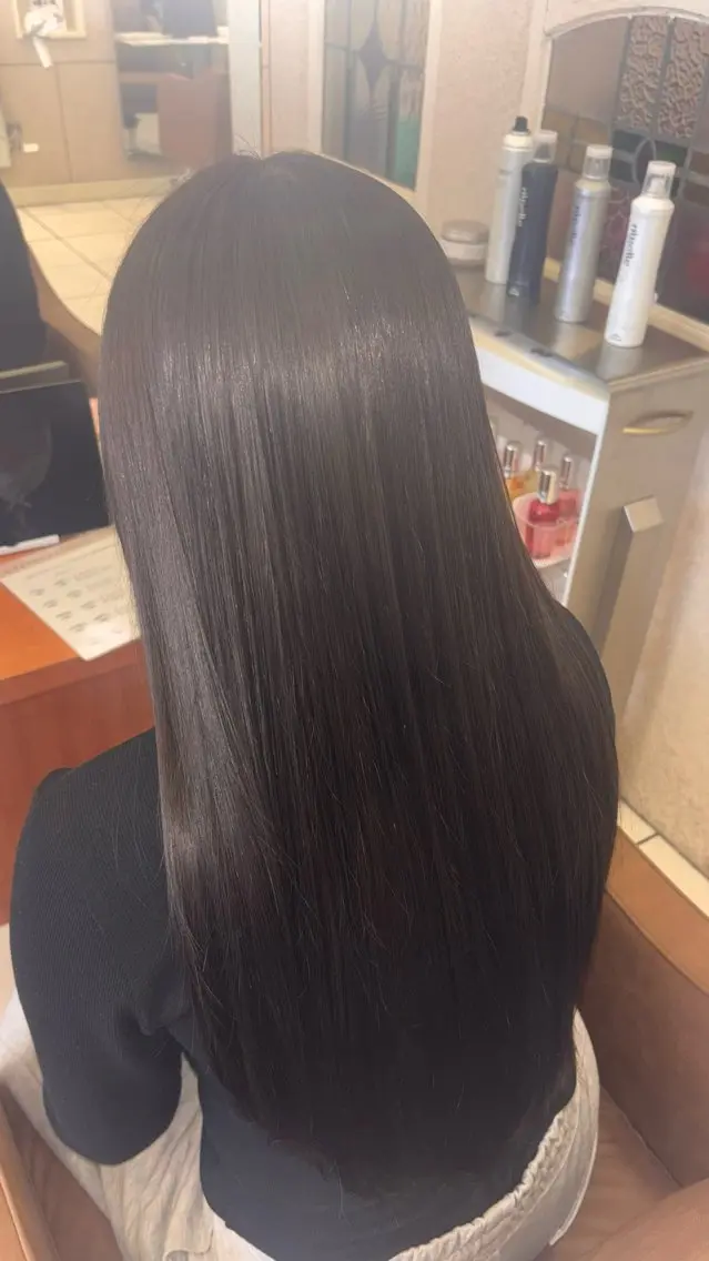 ロング トリートメント 艶カラー 髪質改善 🍓苺奈のヘアスタイル