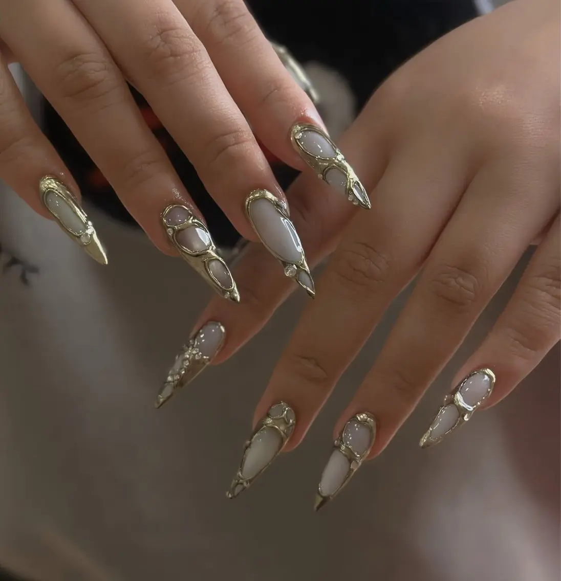 ネイル アートネイル フレンチネイル ジェルネイル キラキラネイル ニュアンスネイル ハンドネイル Ryu Nail YukiChanのネイルデザイン