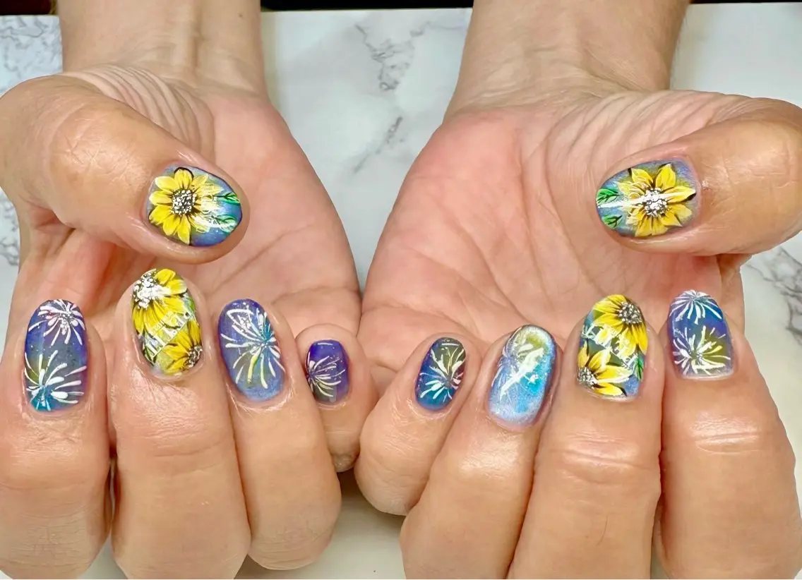 ネイル オーロラネイル フレンチネイル マグネットネイル ニュアンスネイル ワンカラーネイル Mai’s nailのネイルデザイン