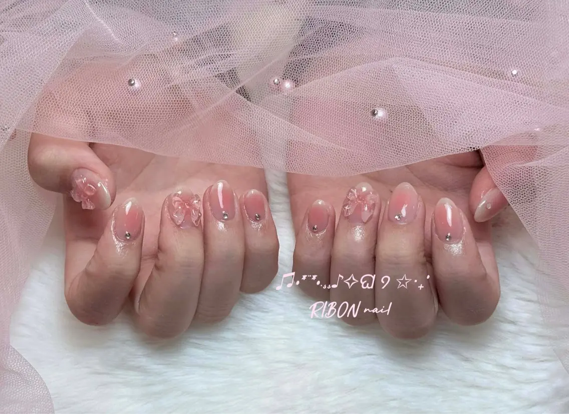ネイル チークネイル 長さ出し フレンチネイル ジェルネイル グラデーション RIBON nail 高田馬場のネイルデザイン