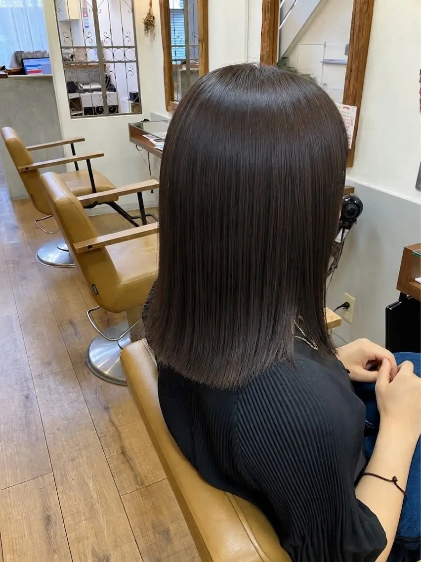 ミディアム 松下 沙織のヘアスタイル