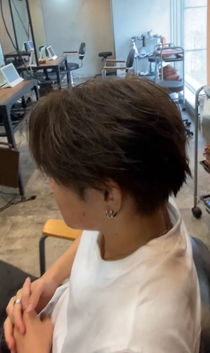 カラー ブリーチ ブラウンカラー ブリーチなしカラー 水野 夢叶のヘアスタイル