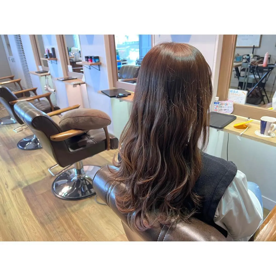 ロング カラー ブラウンカラー カット ヘアカラー トリートメント ツキダテ ユイのヘアスタイル