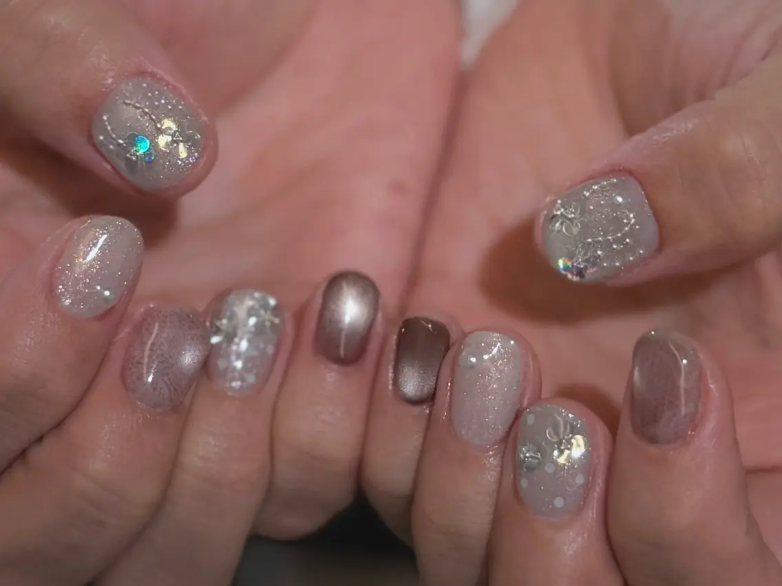ショート ハンドネイル elbe nailのネイルデザイン