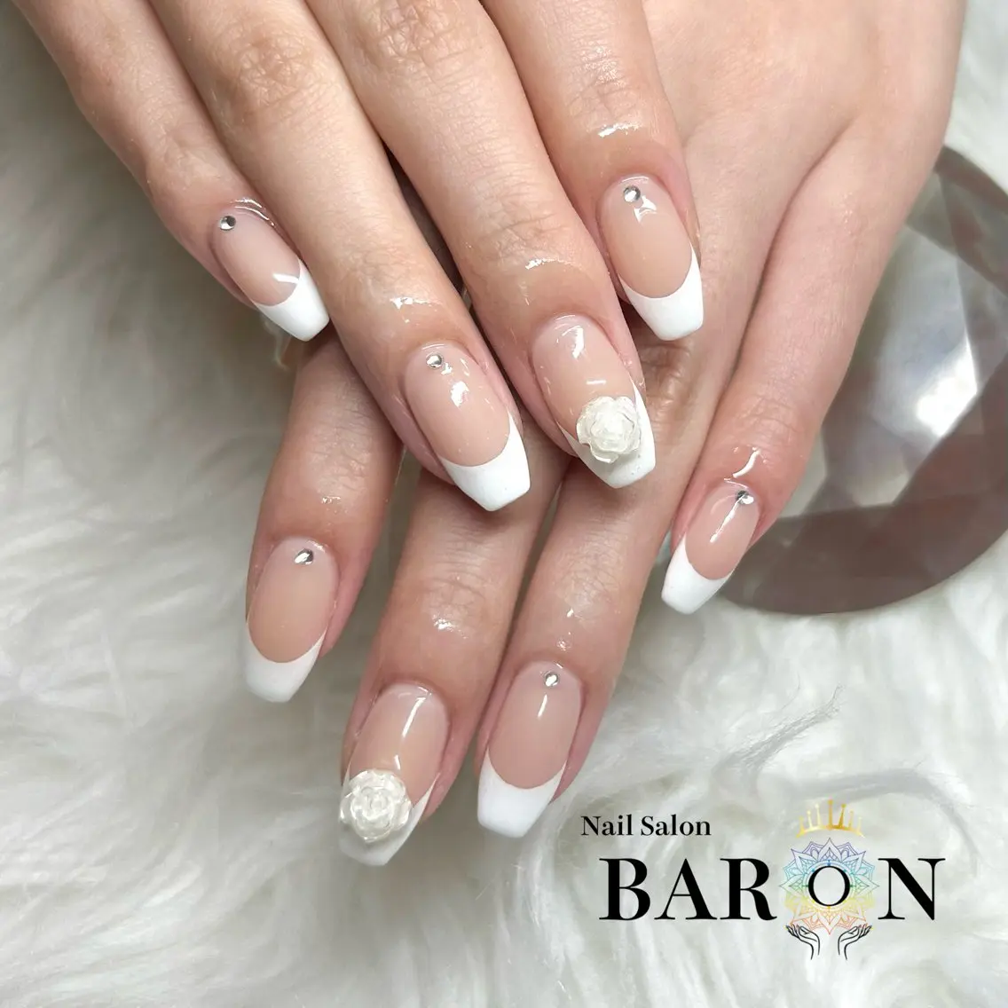 ネイル フレンチネイル ハンドネイル ♛︎BARON♛︎ SUMIRE.のネイルデザイン