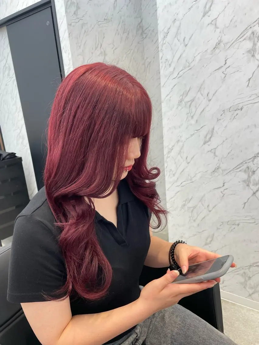 ロング カラー ボルドーカラー ヘアカラー 韓国ヘア🎀 /♡𝓝𝓸𝓪♡のヘアスタイル