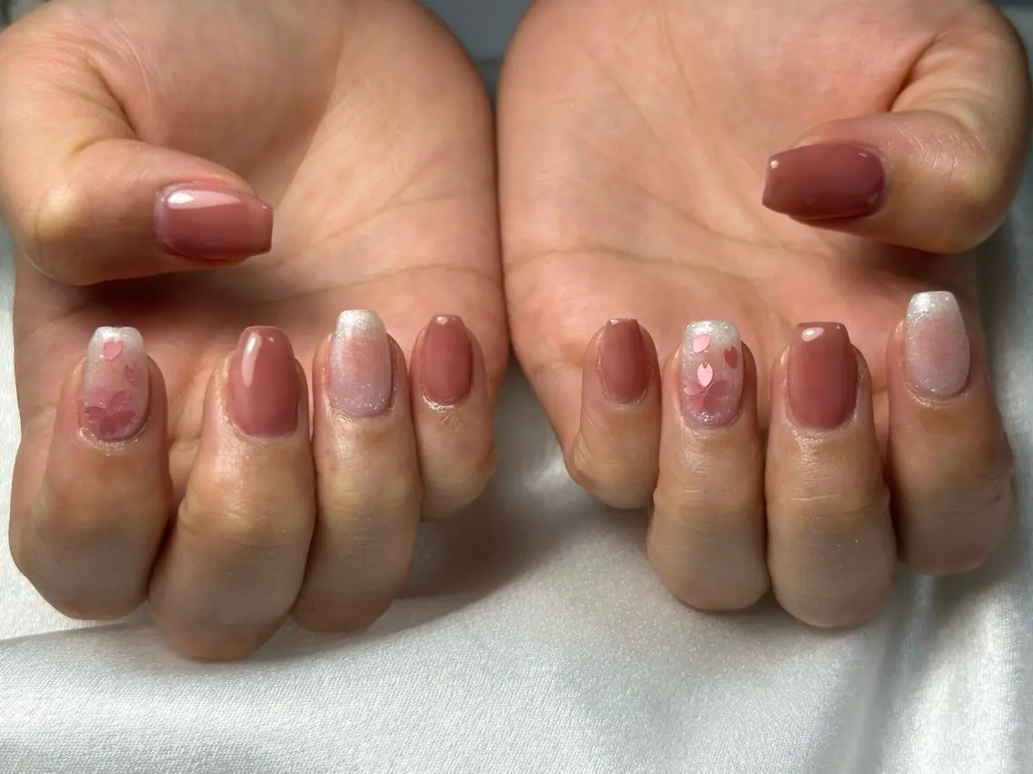 ネイル オーロラネイル 桜ネイル フラワーネイル フットネイル フレンチネイル ハンドネイル kiki nail たまプラーザのネイルデザイン