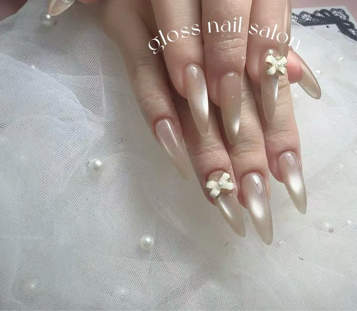 ネイル ハンドネイル ゆり🌷 gloss nailのネイルデザイン